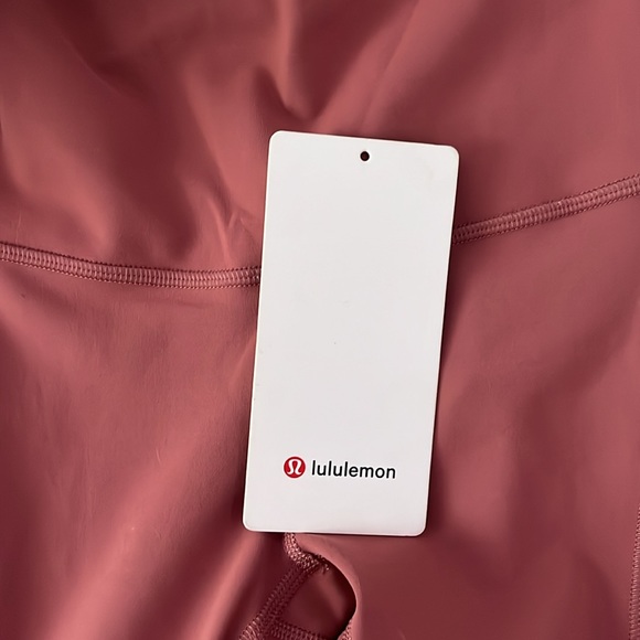 Lululemon, wunder Train HR tight 25” *pockets size:2 - Picture 8 of 8